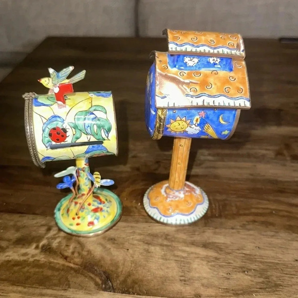 VTG Set of 2 US Mail Stamp Holder Birdhouses Kelvin Chen 2004 / 2002 - Picture 8 of 16